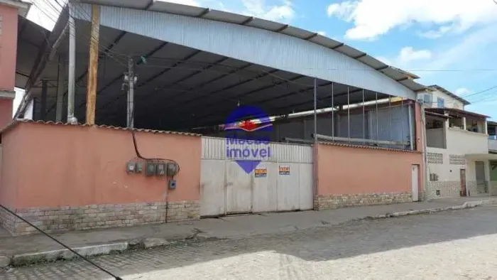 Galpão comercial na Aroeira - Macaé
