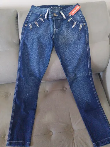 Calça feminina "Nova"