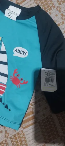 camiseta uv 2 anos