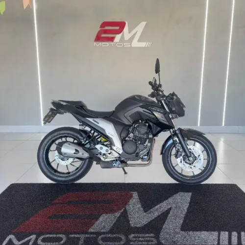 Yamaha FZ25 Fazer 250 ABS 2022/2023 (Parcelamento na Promissória)