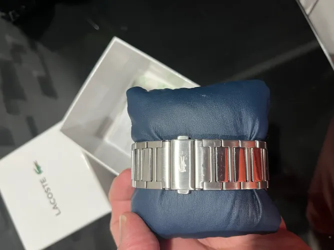 Relógio Lacoste exclusivo 