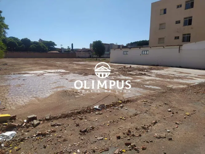Terreno no Bairro Martins para Vender em Uberlândia