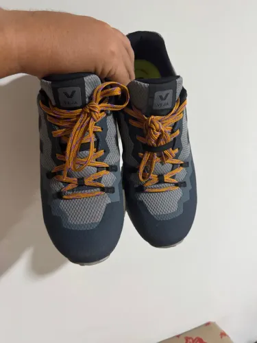 Tênis Veja Colorido - Conforto e Estilo!