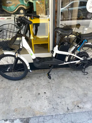 ? Bicicleta Elétrica Lev E-Bike S Compacta - Branca - Completa!