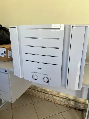 Ar-condicionado Springer 7500 Btus 