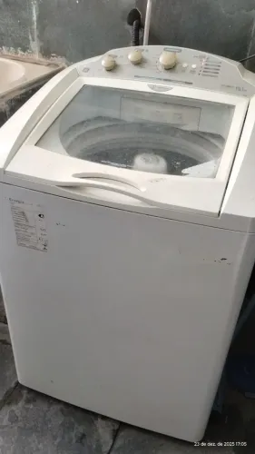 Máquina de lavar GE com defeito
