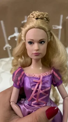 Boneca Cinderela Live Action (incompleta)