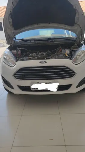 Ford Fiesta 1.6 16V Flex Aut. 5P 2014