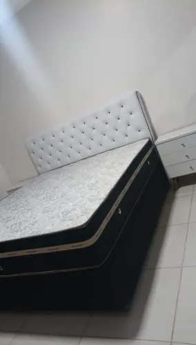 Cama Box quem com Cabeceira Estofada e Colchão Premium - Conforto e Elegância!