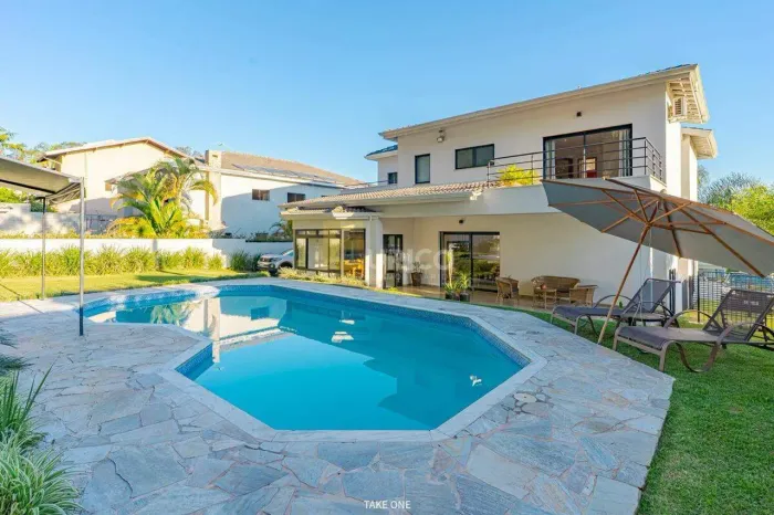 Casa a Venda, Condomínio Jardim Europa em Vinhedo, ao lado da Represa 1 de Vinhedo.