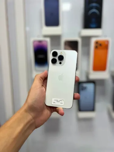 iPhone 13 Pro - 256GB ?2.750,00