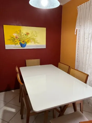 Mesa de Jantar + 6 Cadeiras