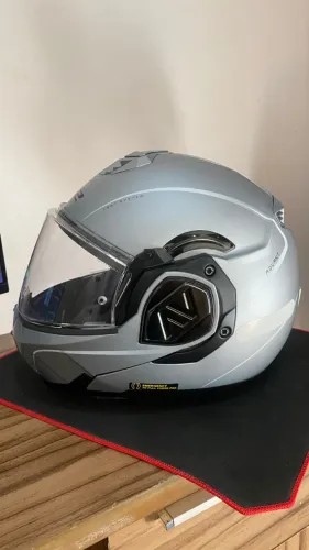 Capacete Advant FF906 CINZA TAM 60 - OPORTUNIDADE! (Muito novo)