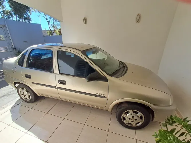 Chevrolet Corsa SED Class.life 1.0/1.0 Flexpower (álcool) 2008