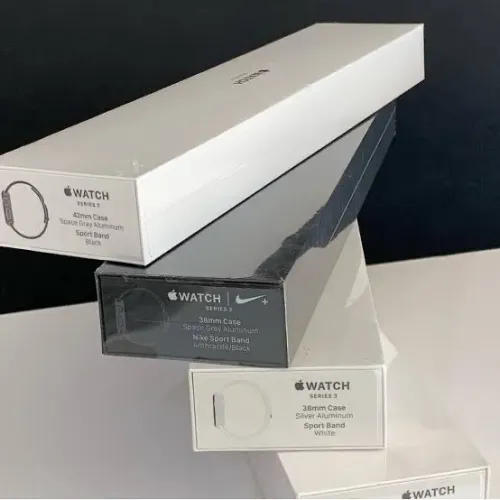 APPLE WATCH SE 3 44mm NOVO, LOJA NO RIOMAR, ACEITAMOS O SEU USADO.