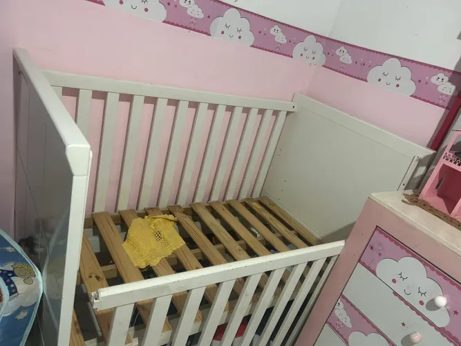Vende se Berço semi novo
