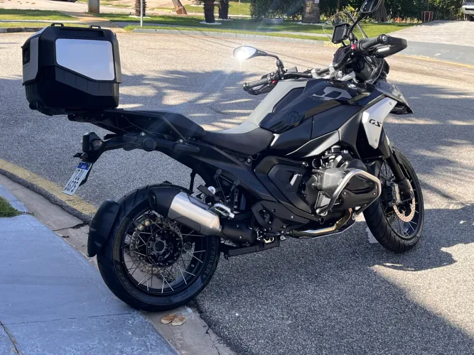 Moto excelente