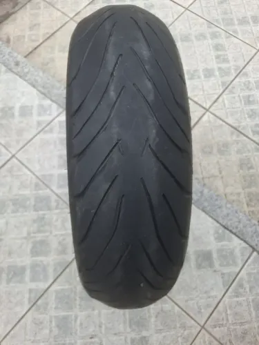 Pneu 160/60/17 traseiro moto meia vida.