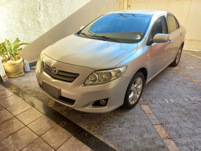 Toyota Corolla GLI 1.8 Flex 16V Aut. 2010