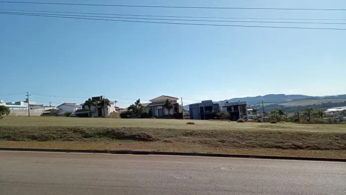 Condomínio Sete Lagos - Terreno de 1000 m²