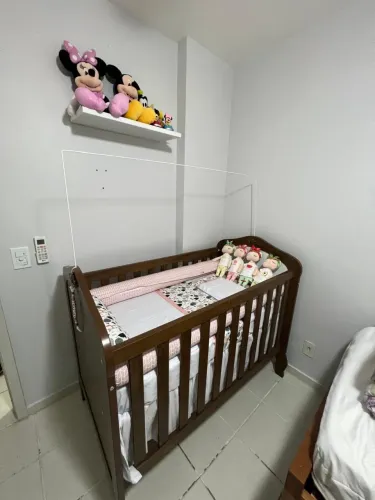 Berço que evolui para mini cama em ótimo estado!