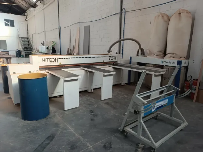 Vendo seccionadora com coletor de pó. 