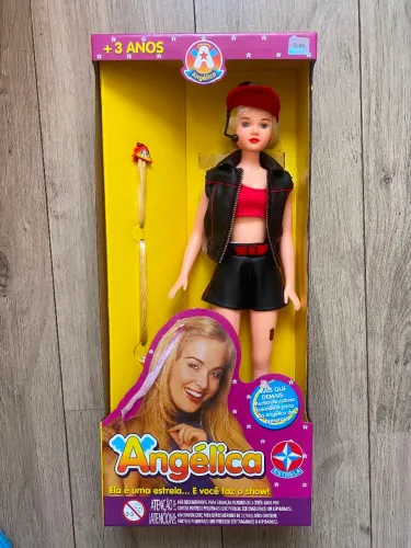 Boneca Angélica Estrela com Caixa Parda