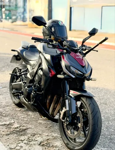 Kawasaki Z1000 RedEdition
