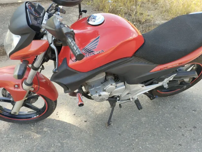 Cbx 300 perfeito estado, cabeçote da 2016 vela fina moto de procedência 