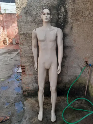 Manequim para loja de Roupas