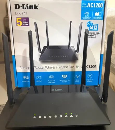 Roteador D-Link AC 1200 DIR-842 5Ghz e 2.4Ghz 4 portas Gigabit