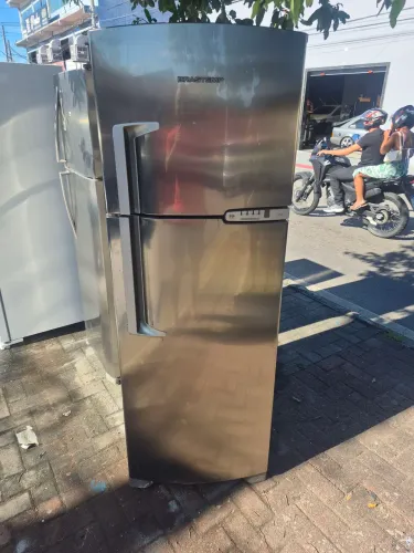 Geladeira frosfree brastemp top funciona perfeitamente