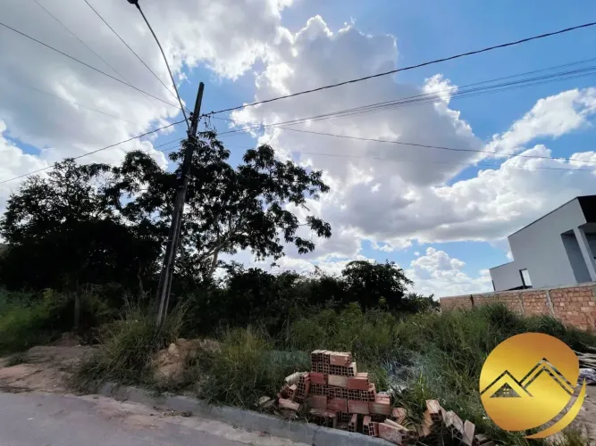 Dois lotes juntos próximos ao Santuário Nossa Senhora da Salete em Caldas Novas!