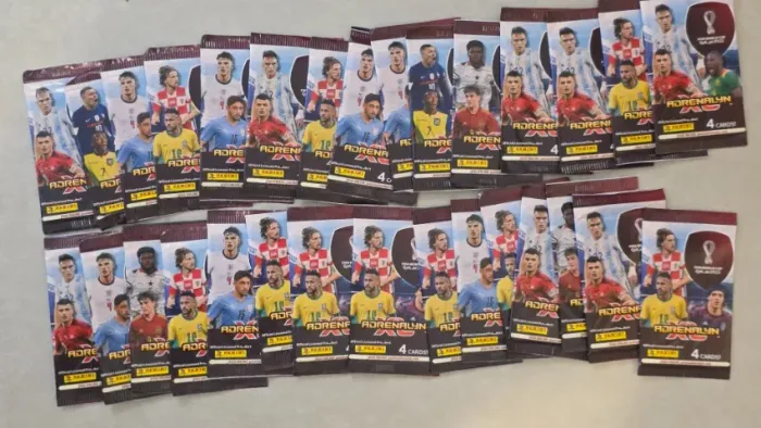 kit 60 envelopes lacrados adrenalyn XL 2022 qatar fifa  copa do mundo 240 cards