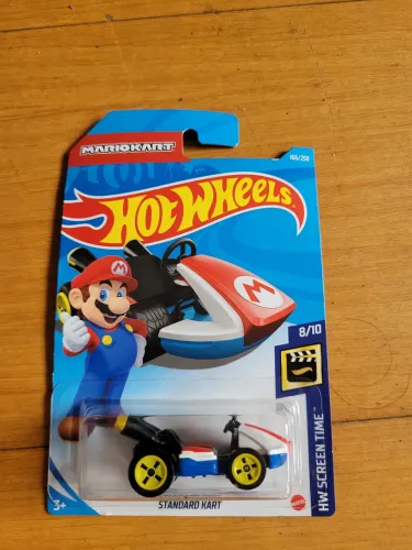 Miniatura Hotwheels temática Mario Kart