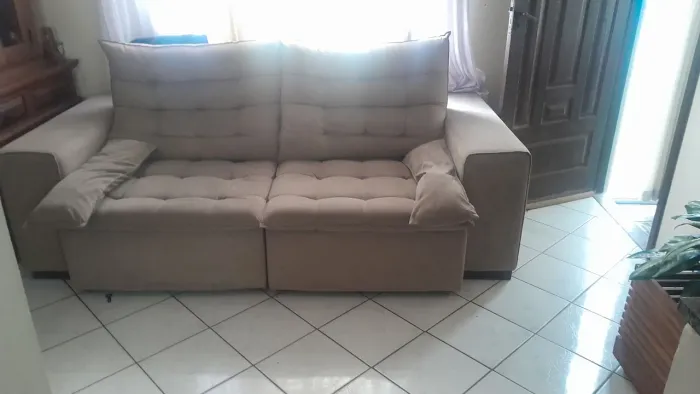 Sofá 4 lugares e 2 divisórias