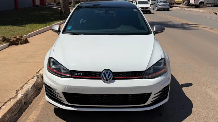 Volkswagen Golf GTI 2.0 TSI 220cv Aut. 2014