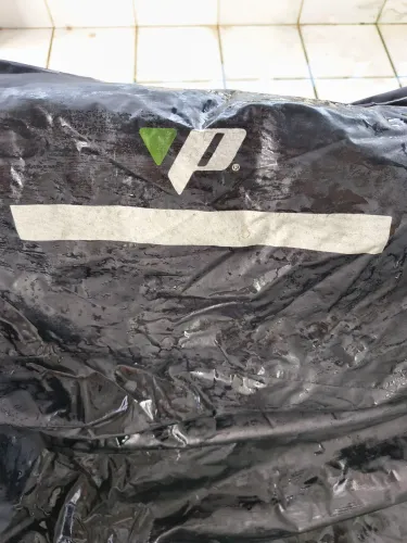 Vendo capa de chuva nova Pantaneiro! 