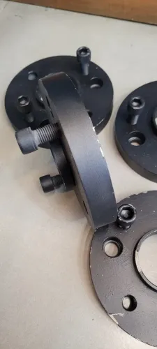 ADAPTADOR DE RODAS 3 FUROS PARA 4 FUROS, 20MM RENAUT KWID