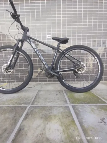 Bicicleta mountain bike Rino Everest aro 29