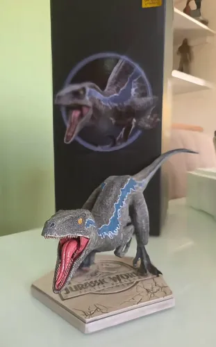 Estátua Blue - Jurassic World Fallen Kingdom - Art Scale 1/10 - Iron Studios