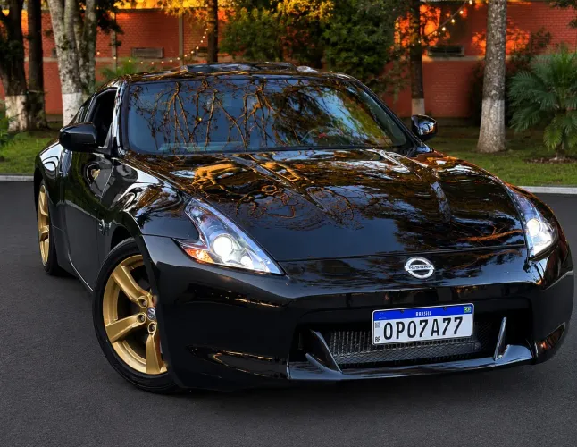 Nissan 370Z 3.7 Coupe V6 24V 2P Aut. 2013