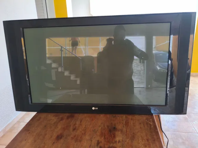 TV LG 42 polegadas analógica