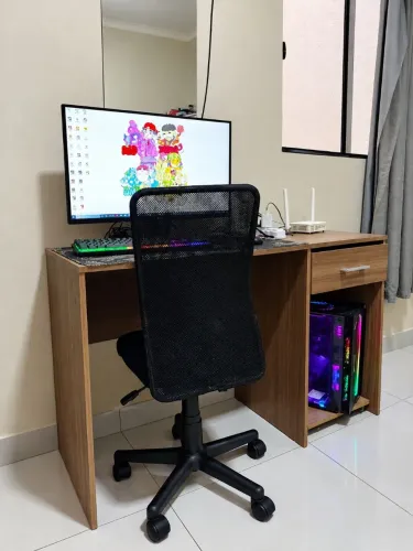 ? SETUP GAMER COMPLETO À VENDA ? PC RGB + MONITOR + PERIFÉRICOS + MESA E CADEIRA