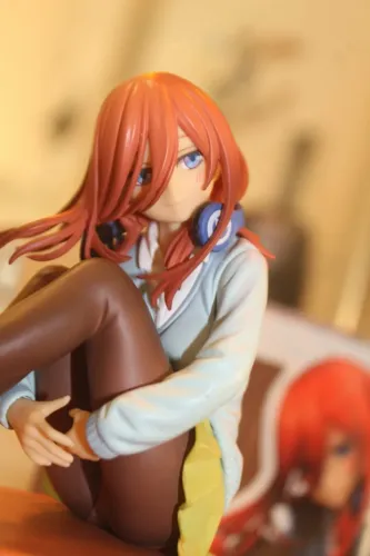 Miku Nakano (The Quintessential Quintuplets) 1/8 PVC Figure (bootleg)
