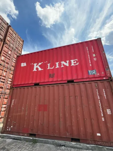 Container em boas condições de uso
