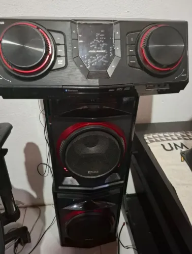 Som Philco com 2 caixas de som potente