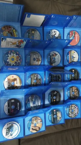 Lote 20 jogos de PS4 e PS5.