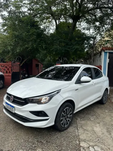 Fiat Cronos Drive 1.3 8V Flex 2020