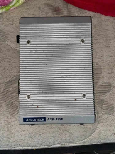 Mini pc industrial Advantech ARK 1550